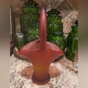 Tiffin Amberina Satin Basket